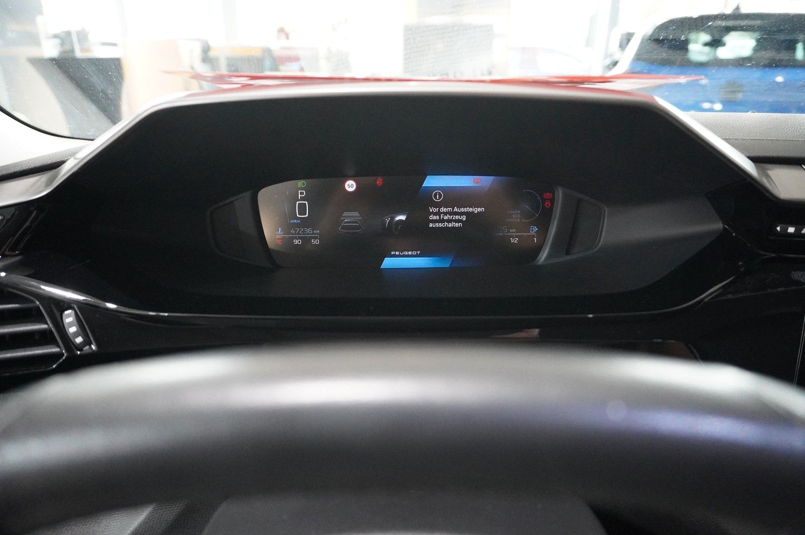 Fahrzeugabbildung Peugeot 308 SW 1.2 HYBRID ALLURE DSC NAVI/LED/KAMERA/DAB