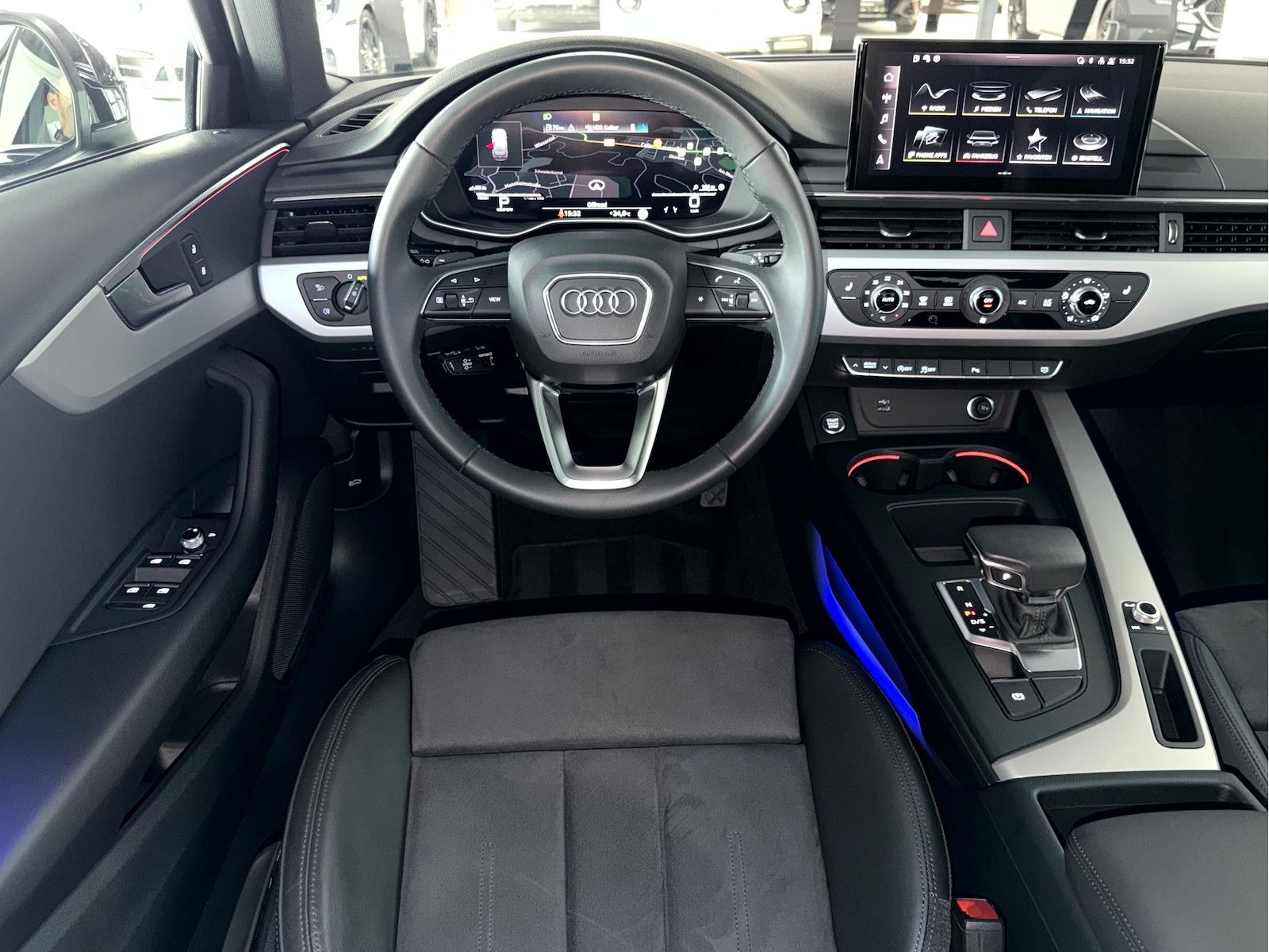 Audi A4 45TFSI S Line Competition Edition Plus Matrix foto 12
