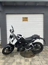 KTM DUKE 125 - NAKED BIKE VON 81 BIS 125 CCM