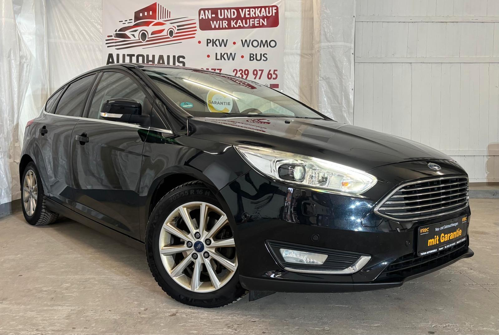 Ford Focus Lim. Titanium TÜV.12.27