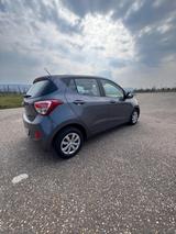 Hyundai i10 1.0 Trend Trend - graue Hyundai i10