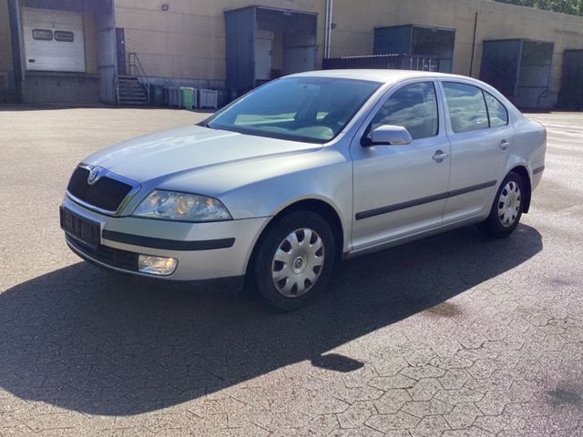 Skoda Octavia 1,6 benzin 102 ps