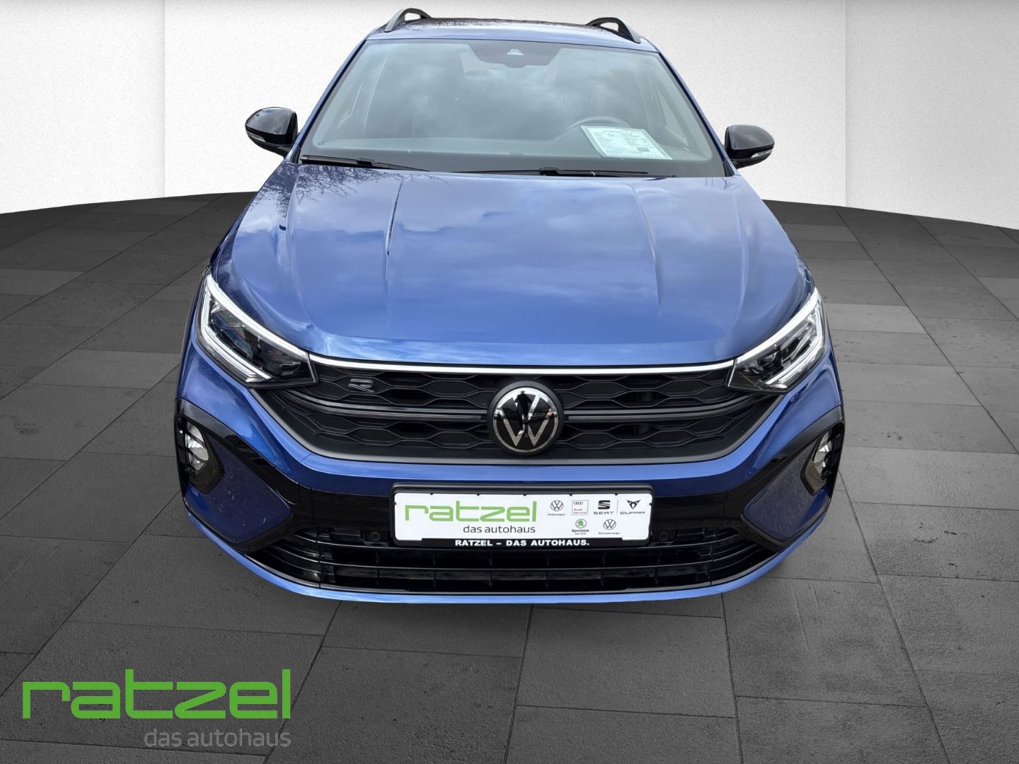 Fahrzeugabbildung Volkswagen Taigo R-Line 1.0 TSI+Kamera+Navi+ Sportpaket