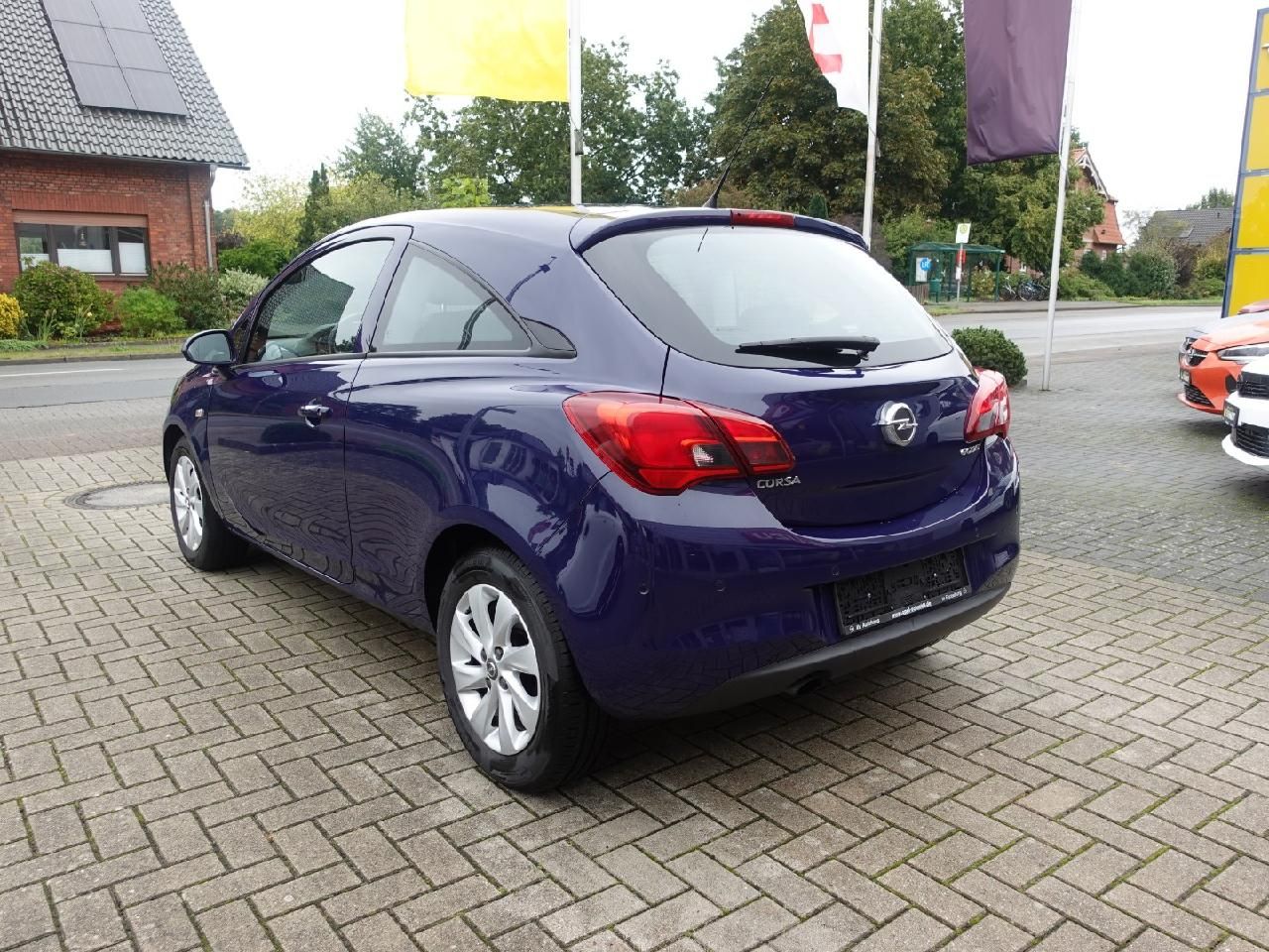 Fahrzeugabbildung Opel Corsa E 1,0 Innovation ecoFlex