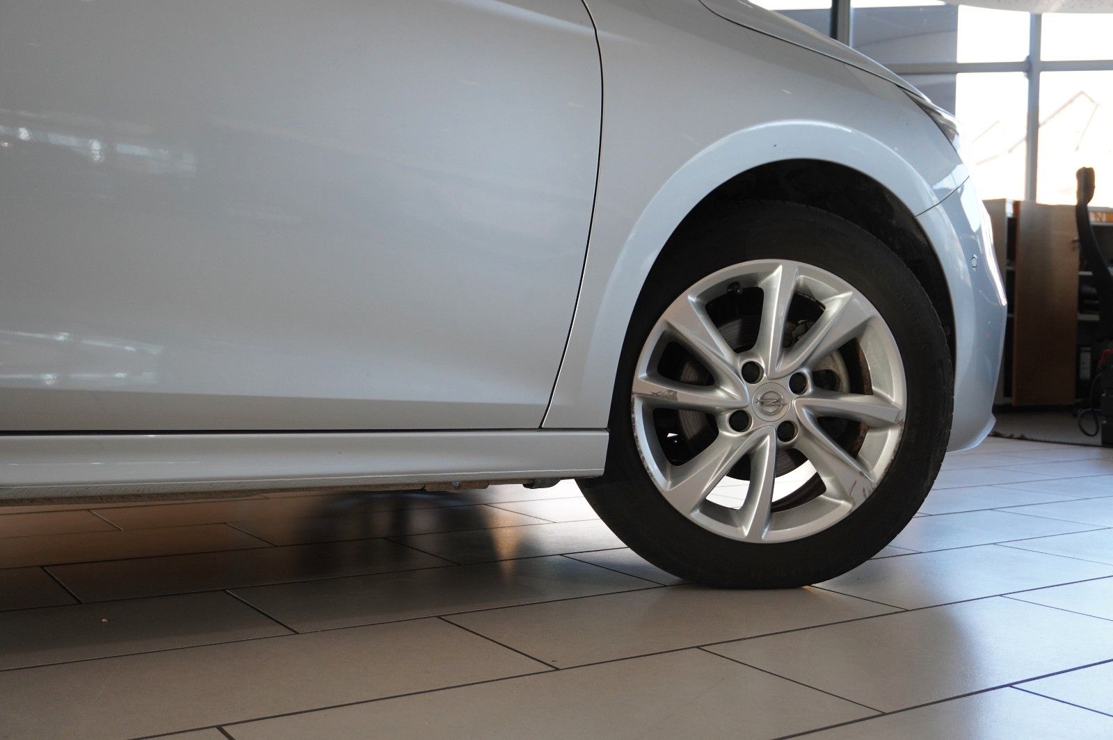 Fahrzeugabbildung Opel Corsa F 1.2 ELEGANCE NAVI/LED/KAMERA/SPORT/DAB+