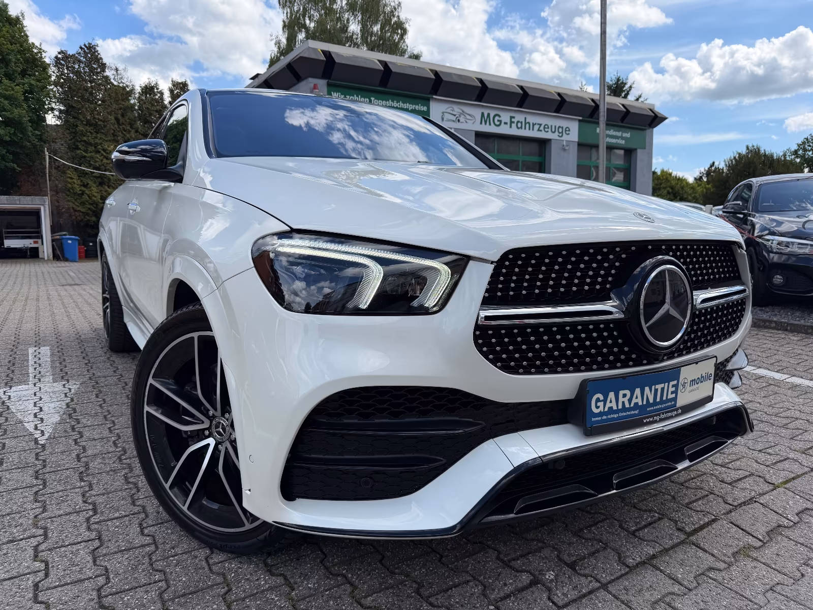 Mercedes-Benz GLE 350 COUPE AMG HUD STANDH. 22 ZOLL AHK MwSt.