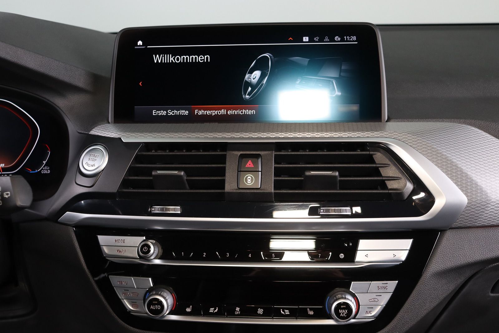 Fahrzeugabbildung BMW X3 xDrive 30 d M Sport Edition * Leder * HUD