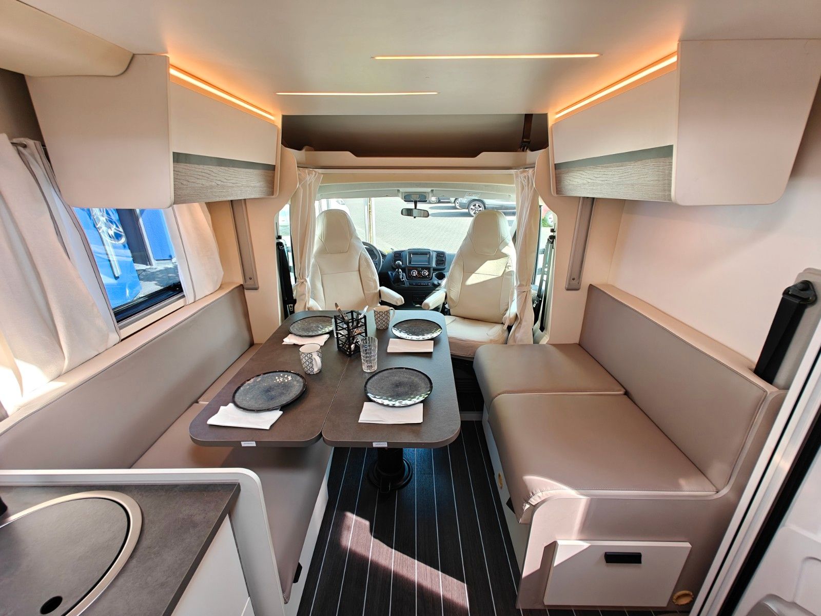 Fahrzeugabbildung XGO Dynamic 66P Hubbett 2025 LAGERWAGEN SPRING SALE