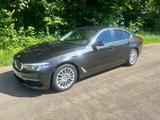 BMW 530i xDrive A - - BMW 530: Xd