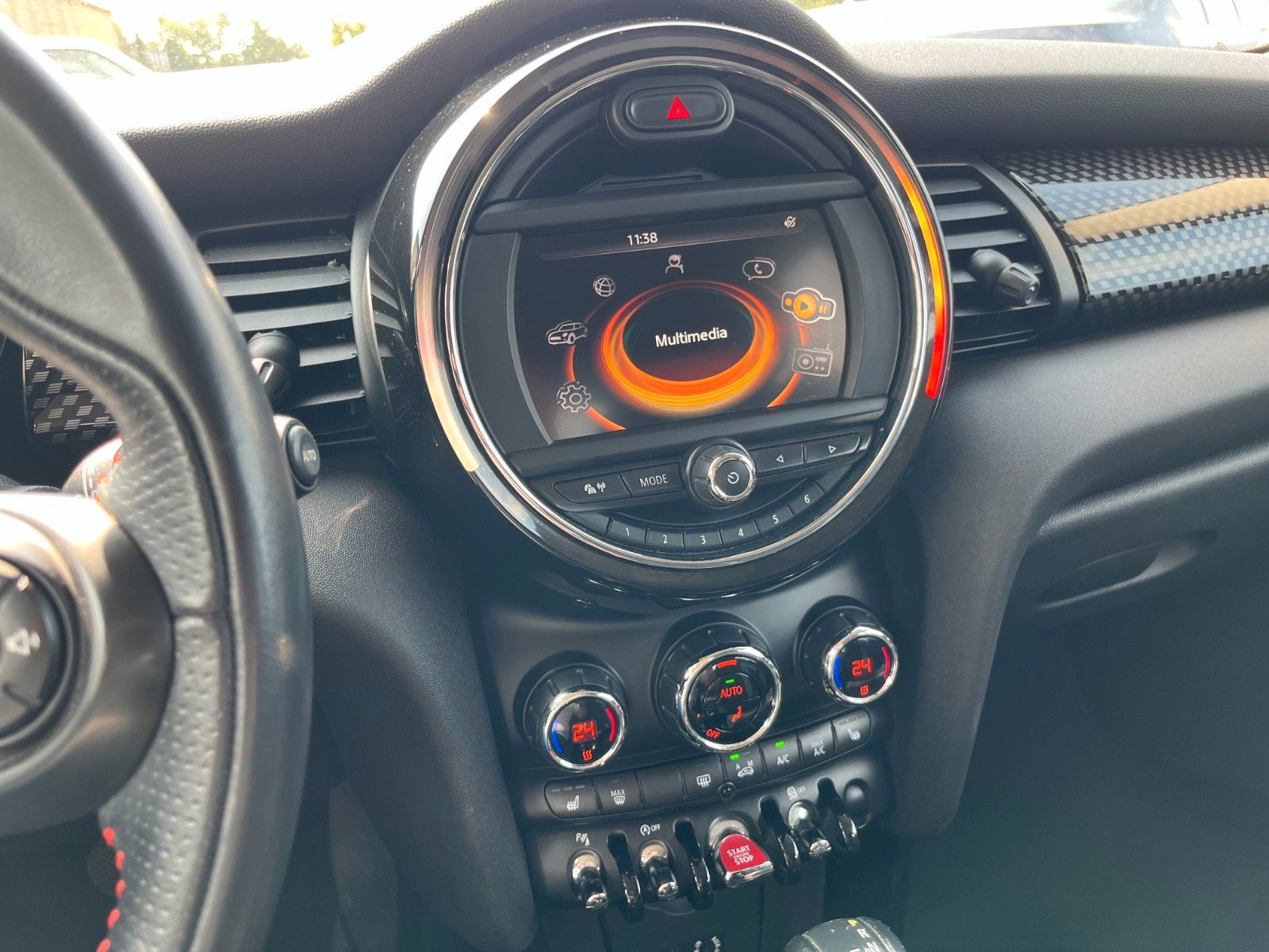 Fahrzeugabbildung MINI Cooper SD Aut. JCW Lenkrad PDC Kamera SPORTSITZE
