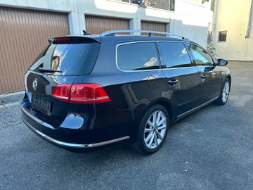 Volkswagen Passat Variant - 4