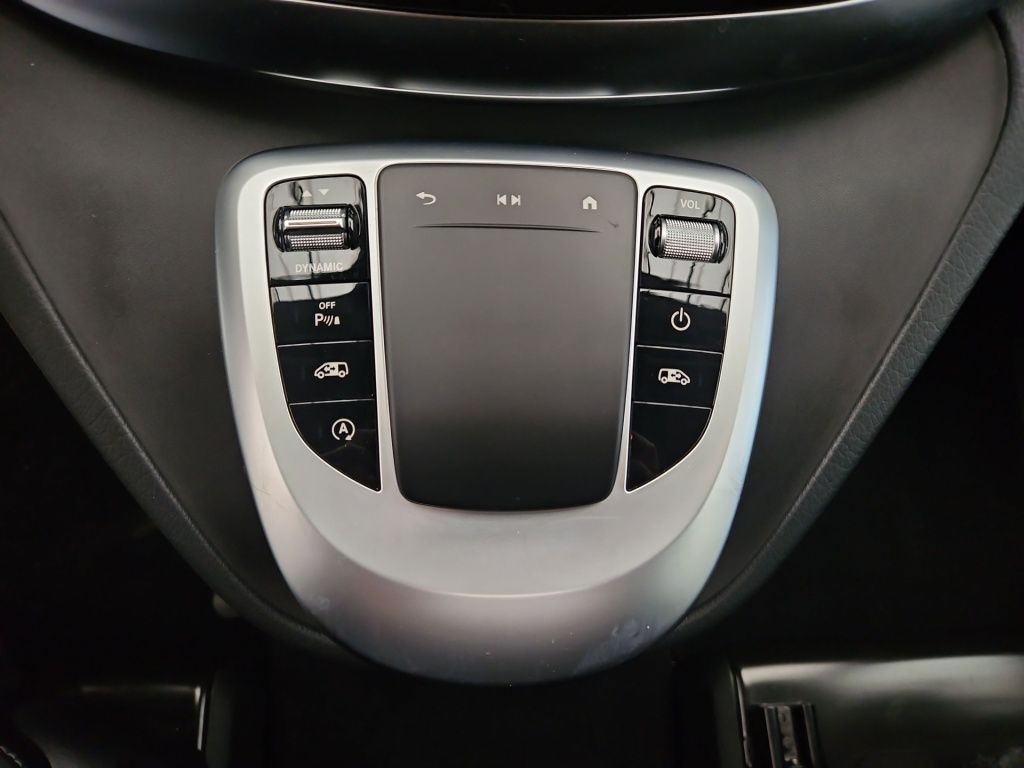 Fahrzeugabbildung Mercedes-Benz V 300 Marco Polo HORIZON AMG Airmatic Sthzg Dist