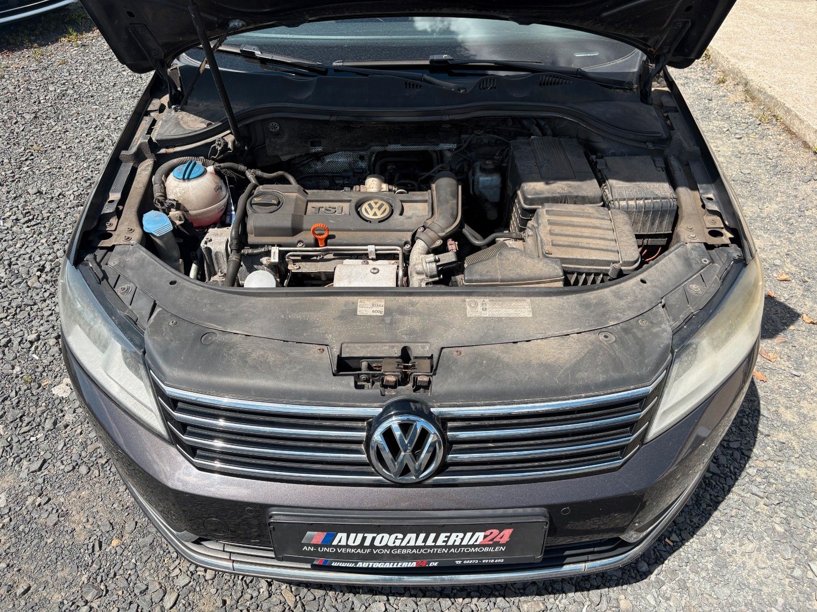 Fahrzeugabbildung Volkswagen Passat Variant 1.4 TSI Comfortline Navi PDC 2.HD