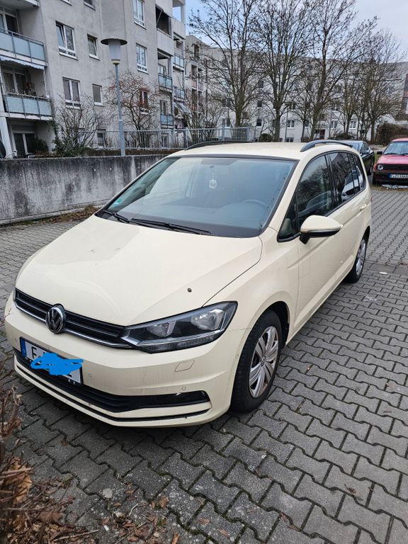 Image of Volkswagen Touran