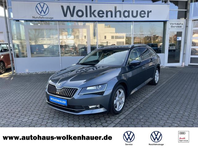 Skoda Superb Combi 2.0 TDI DSG Premium Edition 4x4 + R