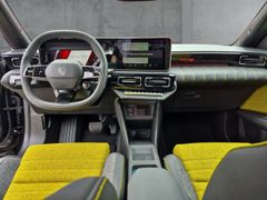 Fahrzeugabbildung 5 Electric 120 Urban Range Iconic Five