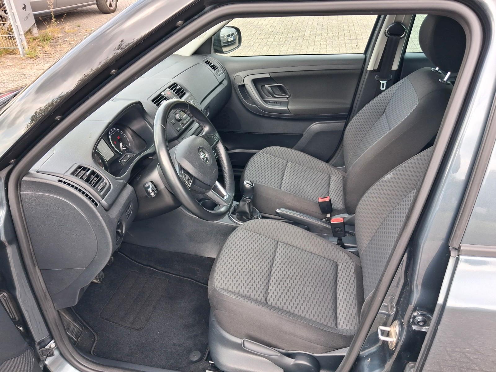 Skoda Fabia 2014 — photo 10