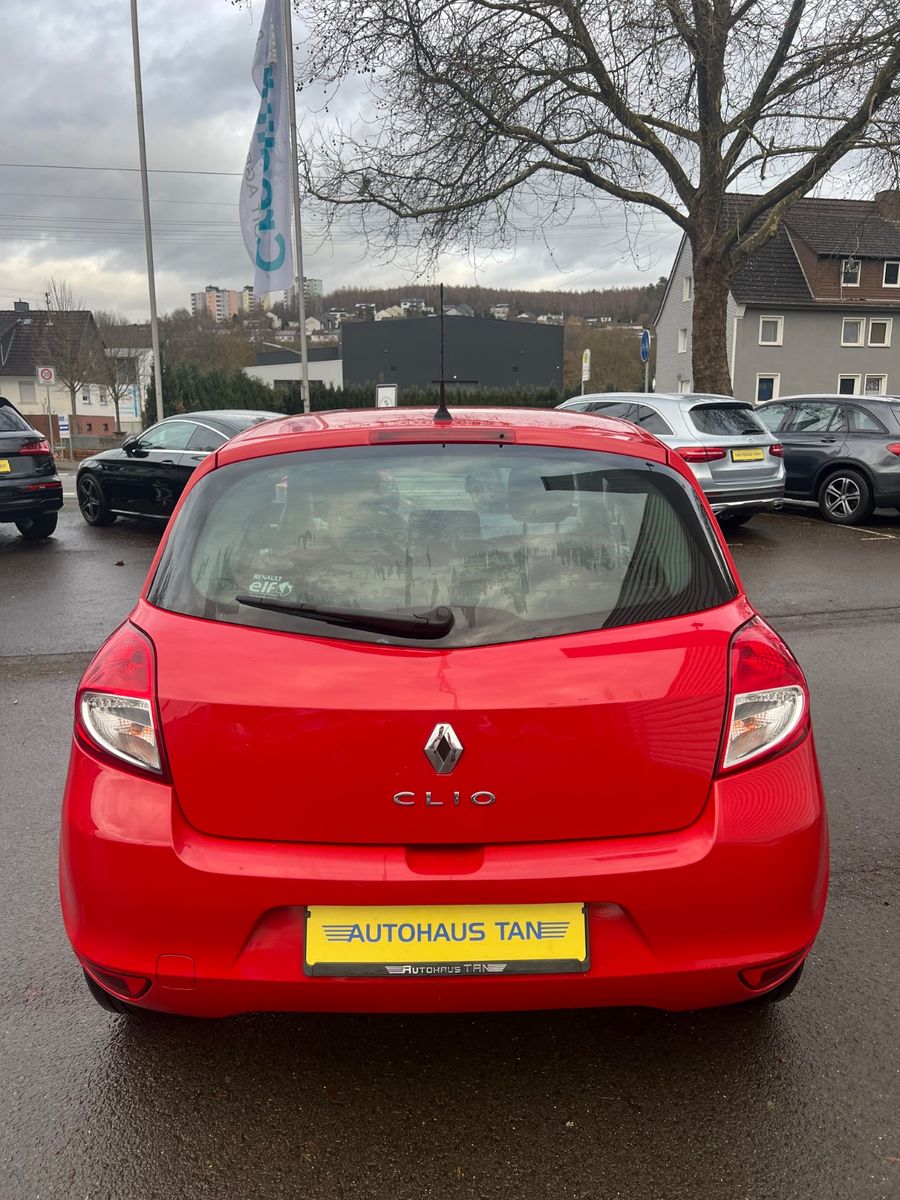 Fahrzeugabbildung Renault Clio III GPS * TÜV NEU *