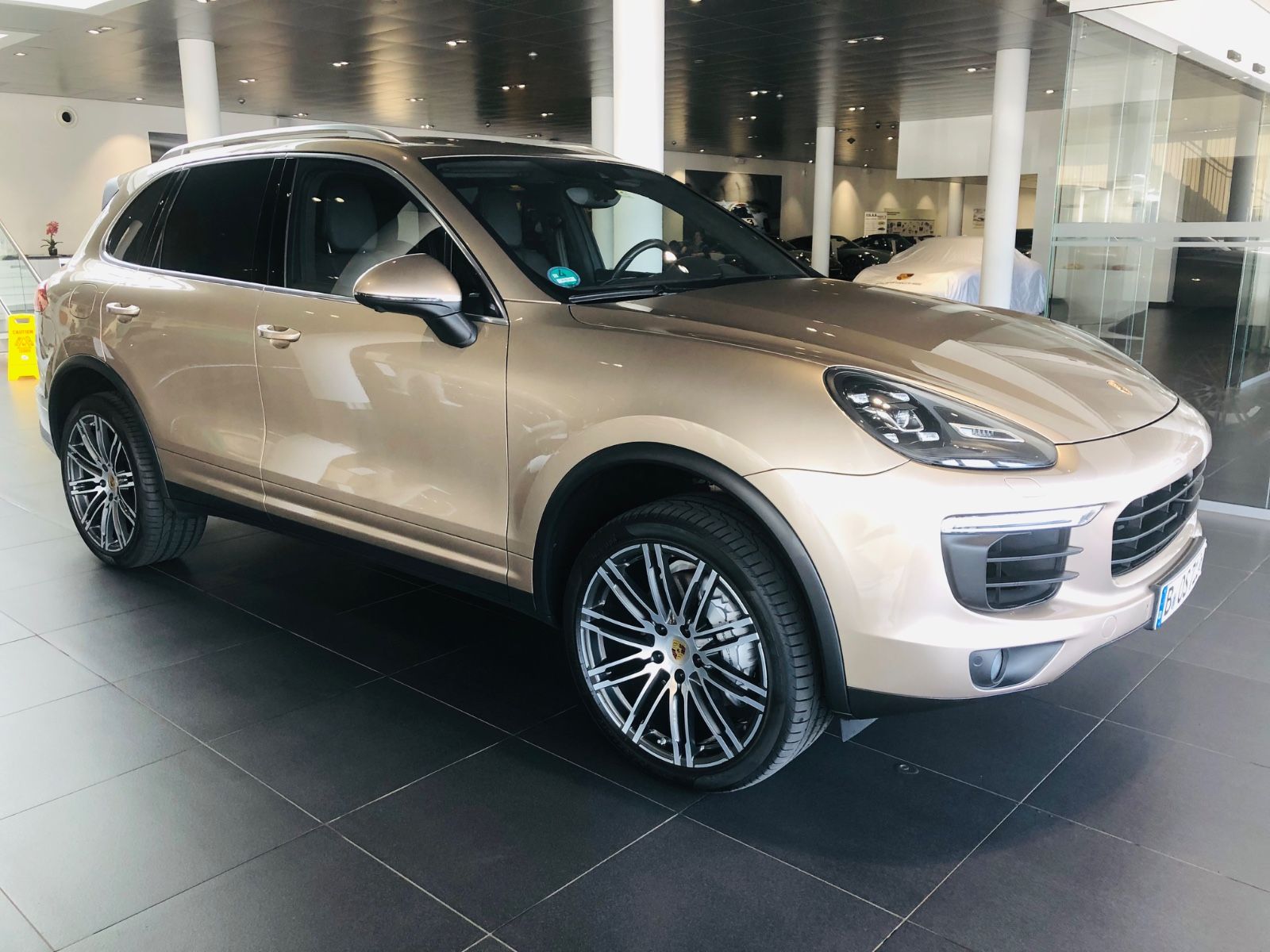 PORSCHE Cayenne S Diesel S  *Voll, Approved, Burmester*