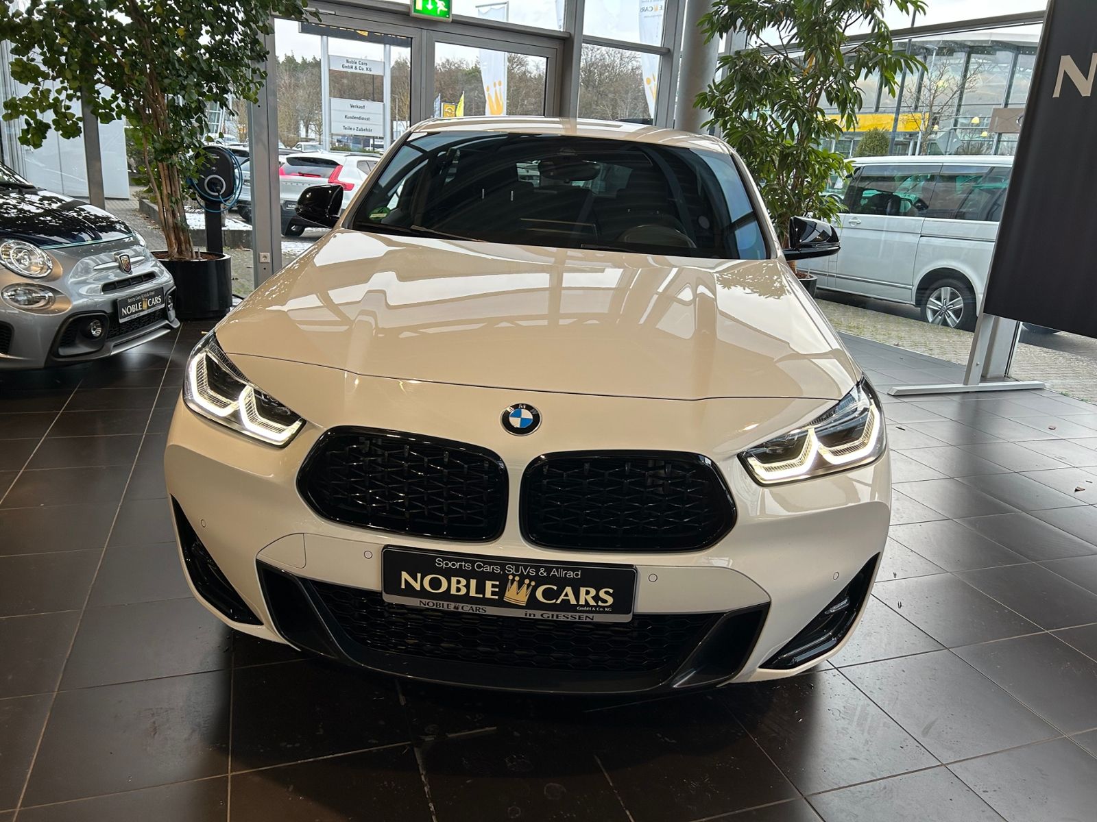 Fahrzeugabbildung BMW X2 xDrive M35 i HiFi LED NAVI ALU