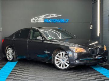 BMW 750 - 1
