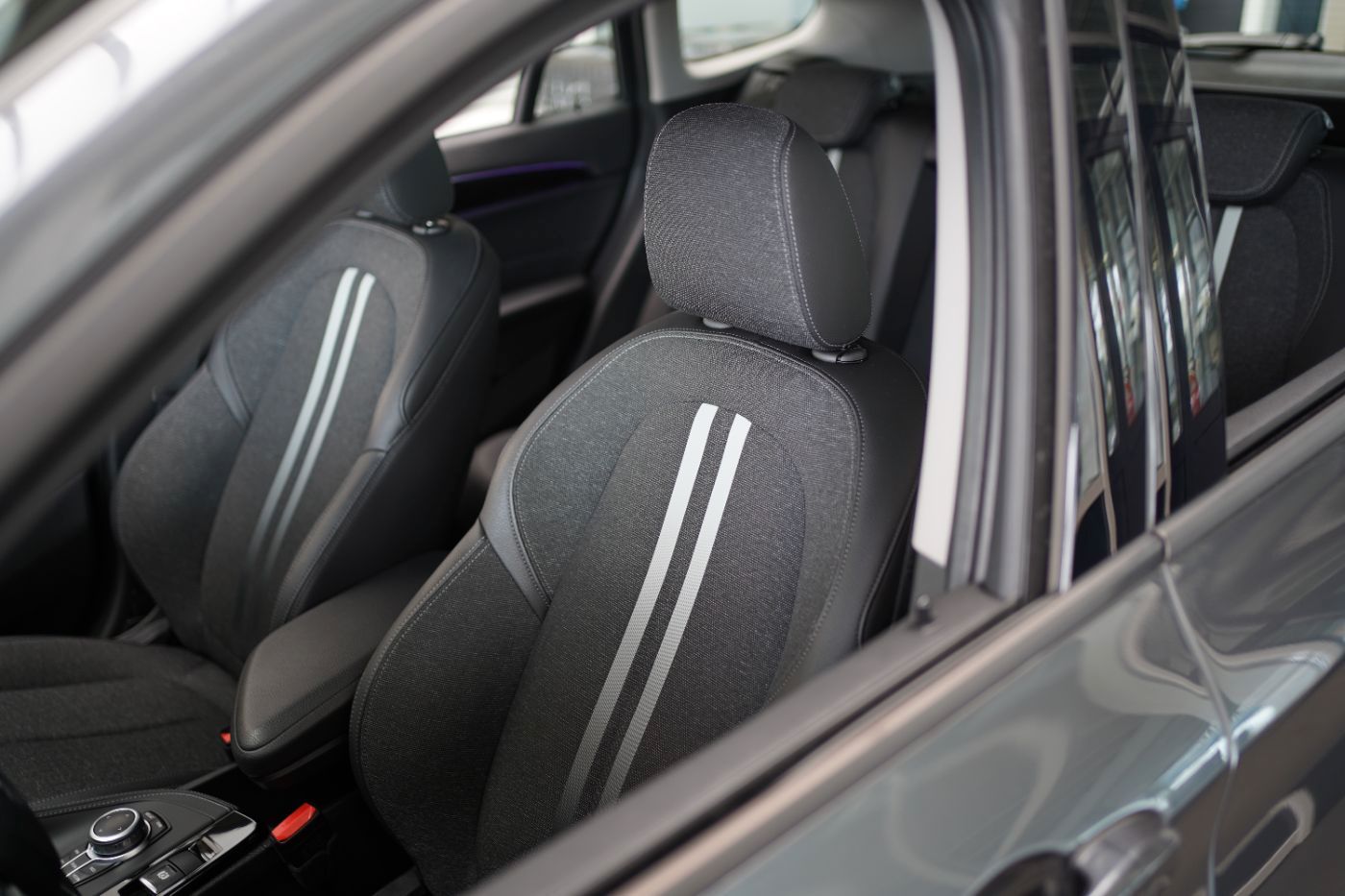 Fahrzeugabbildung BMW X1 20dA Sport Line +Navi+LED+MultifunktionLenkra