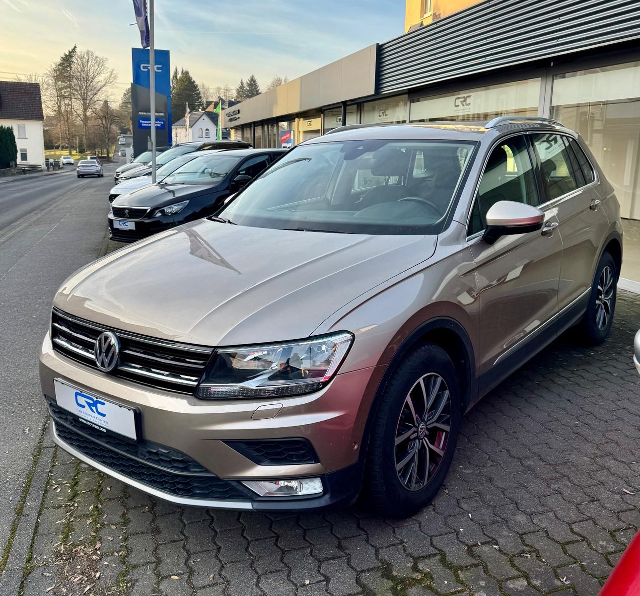 Volkswagen Tiguan Comfortline *Autom.*AHK*Kamera*Navi*