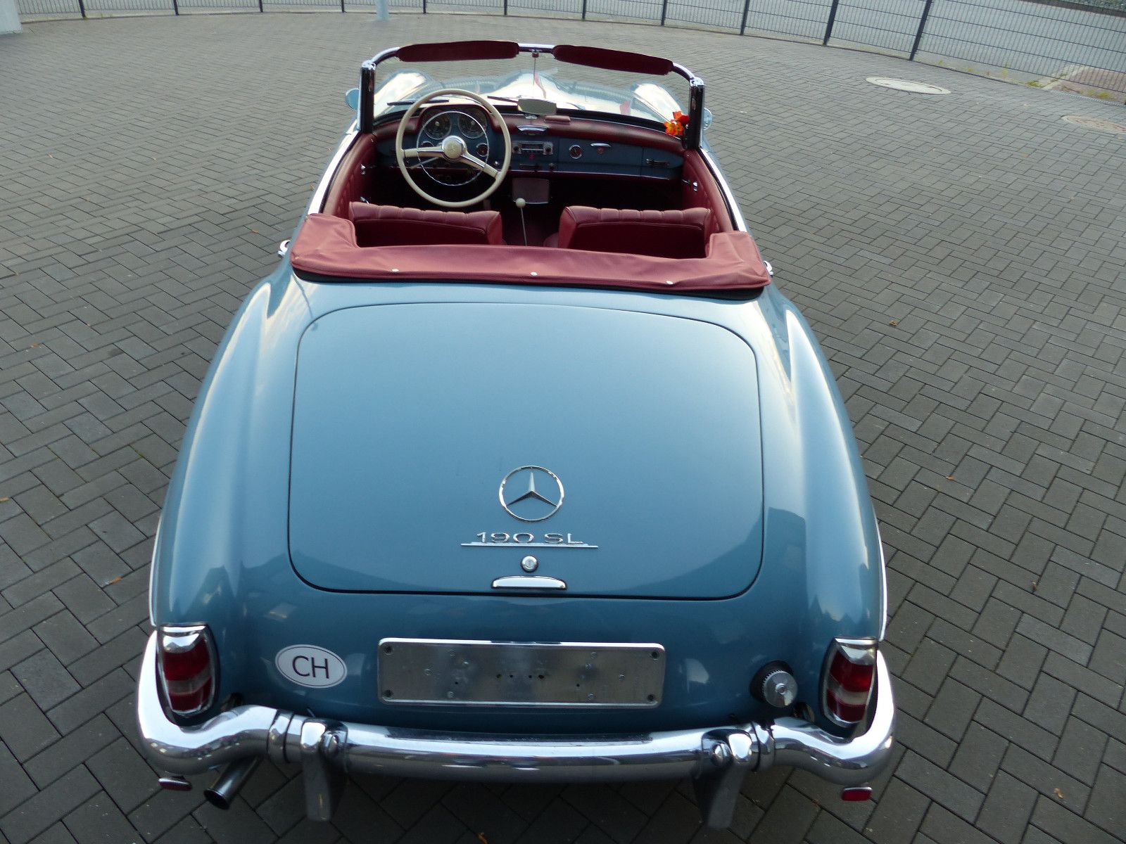 Fahrzeugabbildung Mercedes-Benz 190 SL