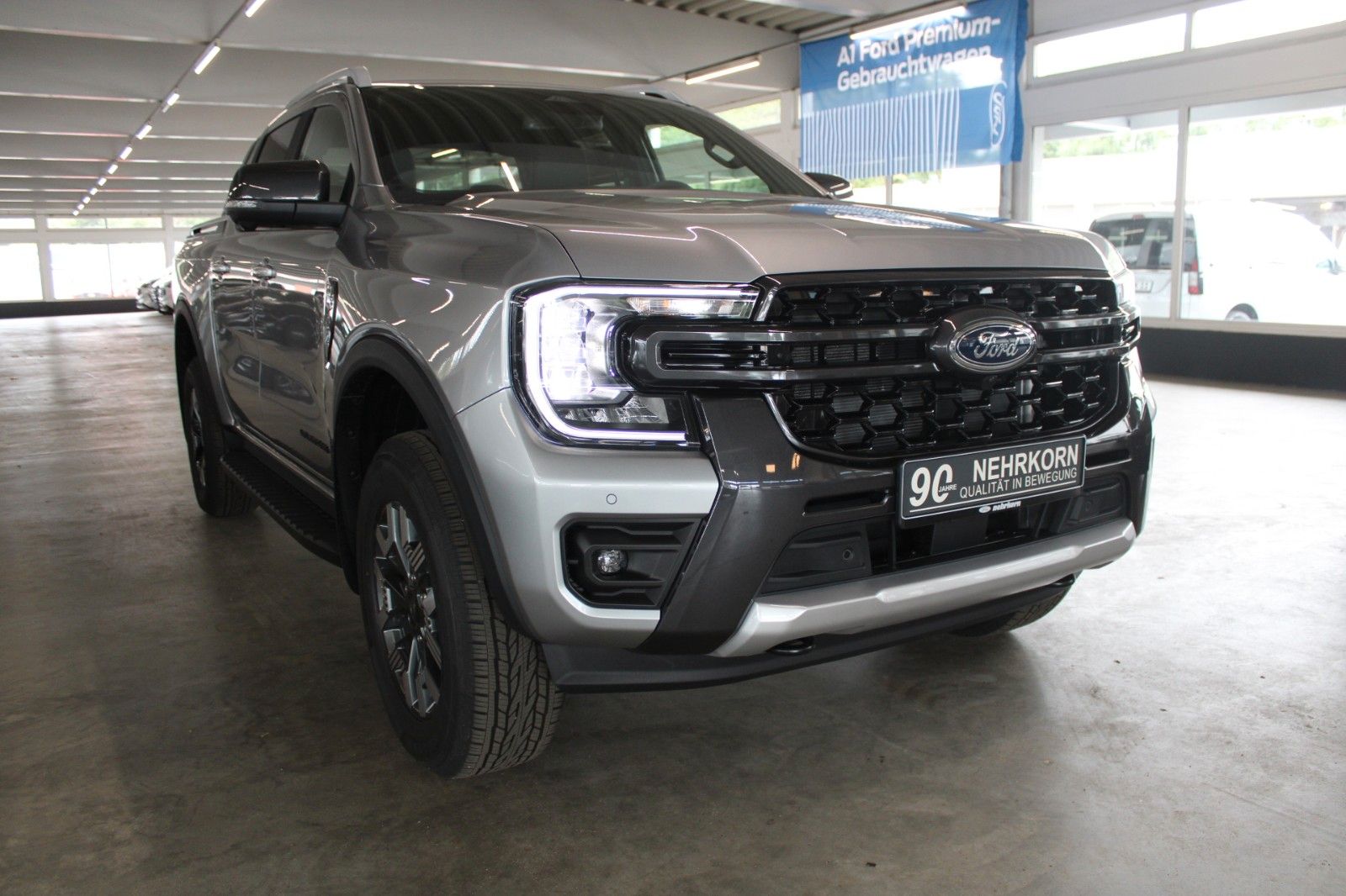 Fahrzeugabbildung Ford Ranger Wildtrak PHEV Aut. AHK LED TECHNOLOGIE P.