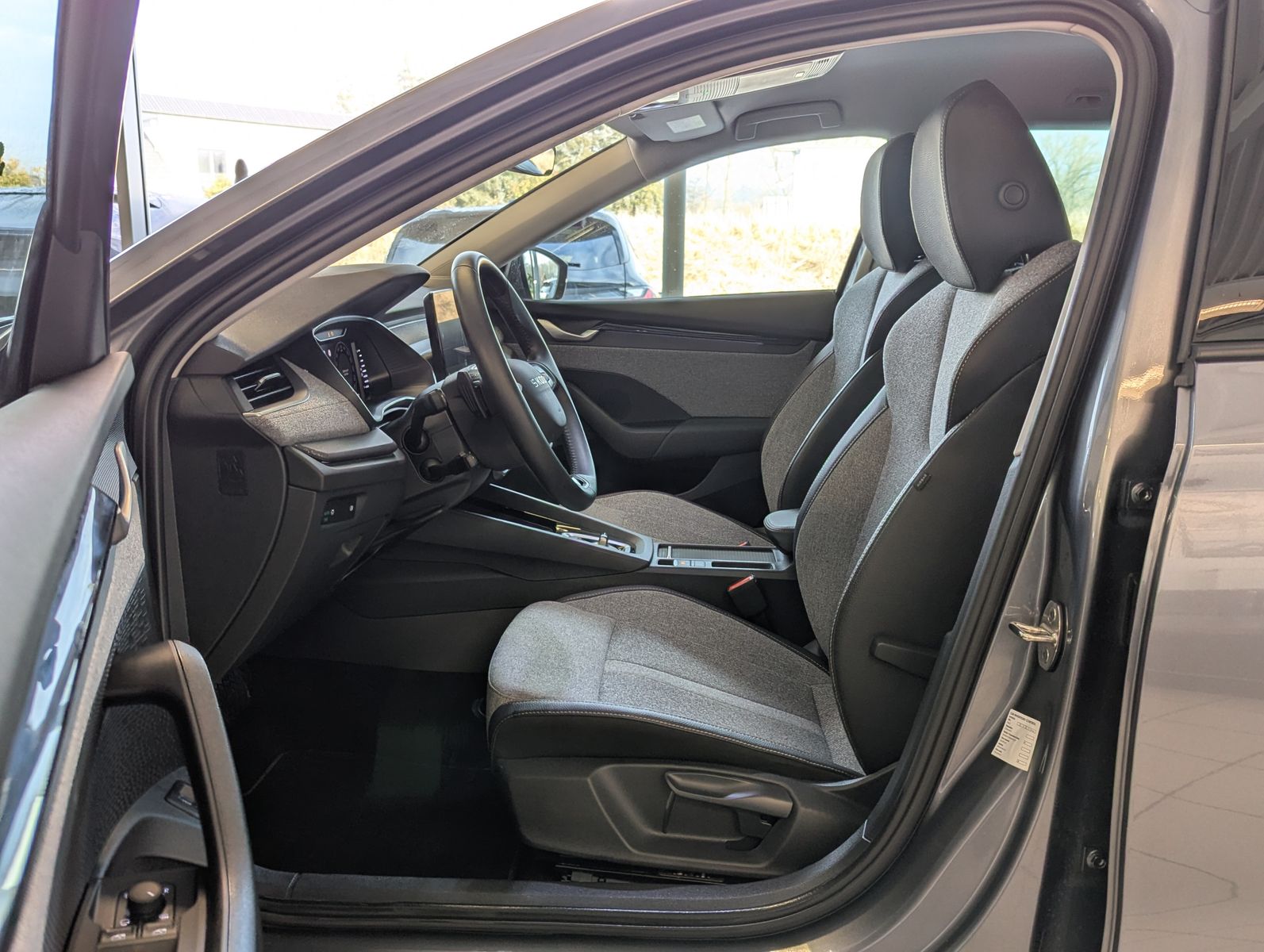 SKODA Octavia 1.5 TSI DSG ACC Style-Paket AHK 5J Garan - Image 12