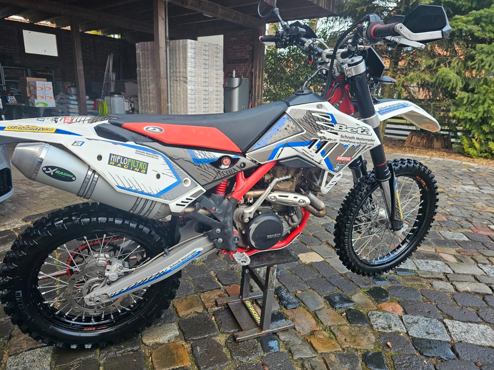 Beta RR 2010 — rear view