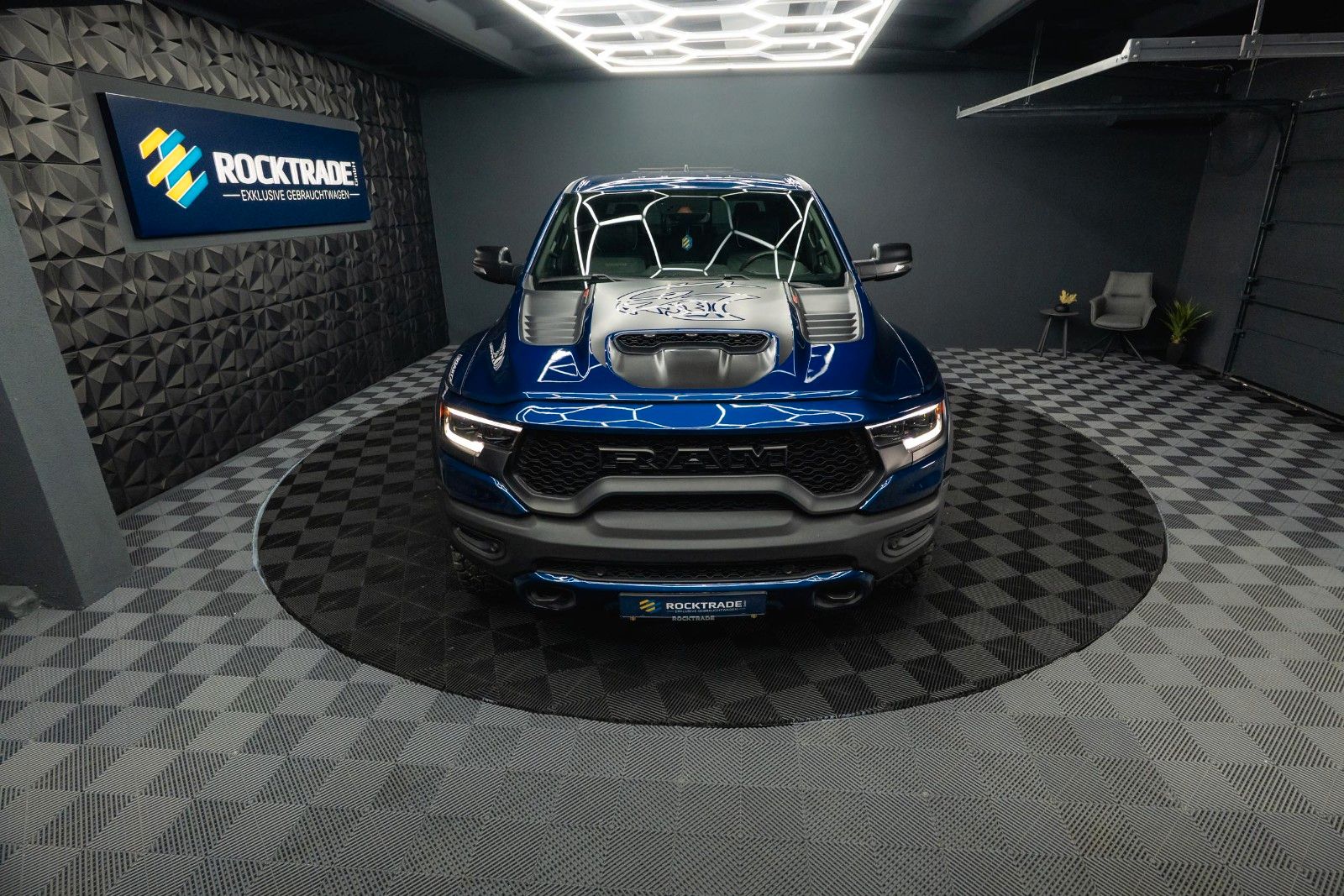 Fahrzeugabbildung Dodge RAM 5.7 V8 HEMI 4x4 LARAMIE TRX OFFROAD PAKET