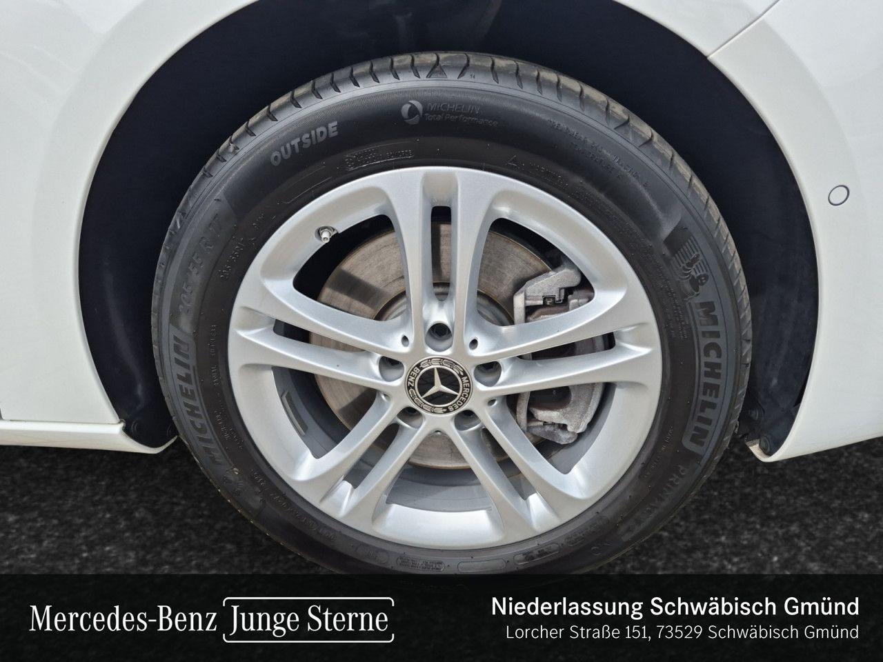Mercedes-Benz A 250 e PROGRESSIVE ADVANCED/11KW/MBUX/LED/R-KAM