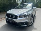 Suzuki SX4 S-Cross Automatik 1.Hand Navi - Suzuki SX4 mit Benzin-Antrieb