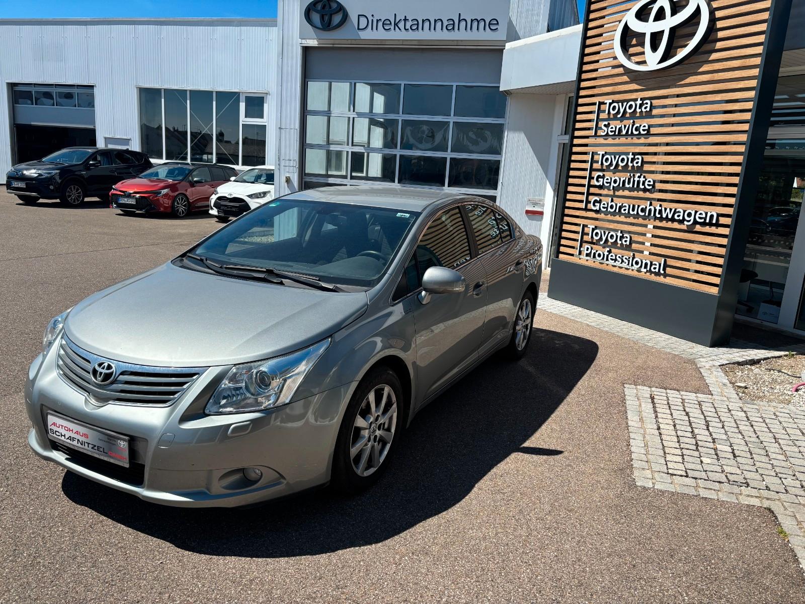 Toyota Avensis Executive 1.8 Valvematic