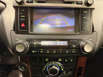 Toyota Land Cruiser - 9