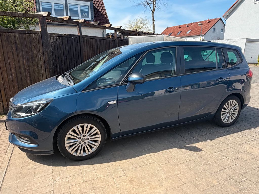 Image of Opel Zafira Tourer