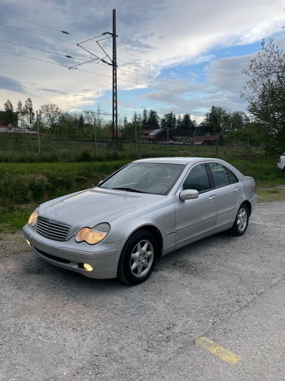 Angebot ansehen Mercedes-Benz C 200