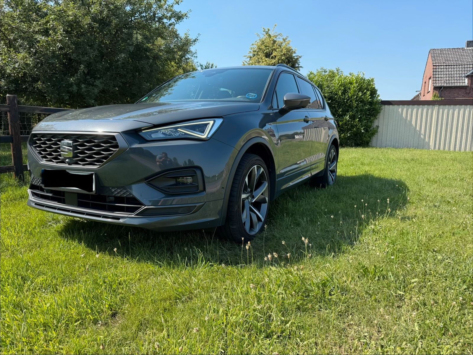 SEAT Seat Tarraco 2.0 TDI DSG FR 4-drive 200 PS.
