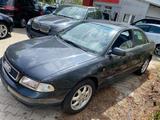 Audi A4 2.4 Lim Automatik Scheckheft 1Hand Tuv 1/26 S - gebrauchte Audi A4 aus dem Jahr 1999