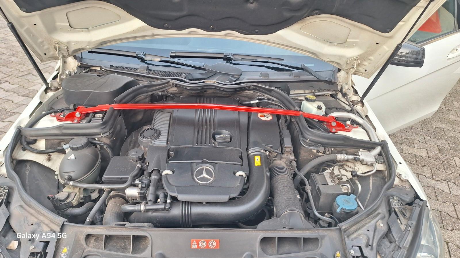 Mercedes-Benz C 180 BlueEFFICIENCY Coupé Standard