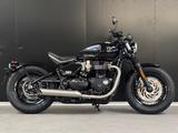 Triumph Bonneville Bobber - TRIUMPH BONNEVILLE BOBBER