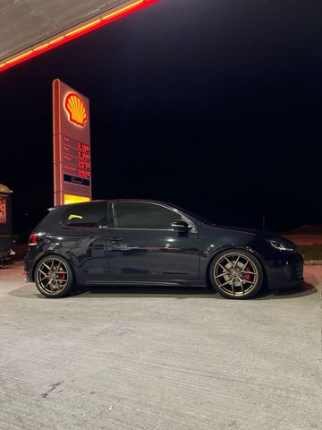 Volkswagen Golf 6 GTI 2.0