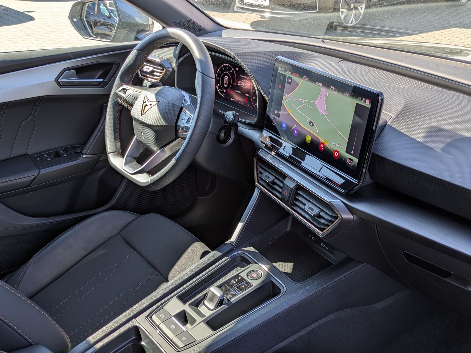 Fahrzeugabbildung CUPRA Leon 1.5 eTSI DSG MATRIX-LED*ACC*APP*KAMERA*18"