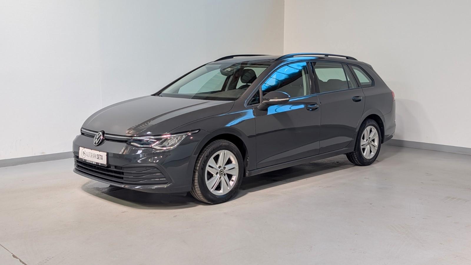 Volkswagen Golf VIII 2.0TDI DSG Var. Life AID*ACC*LANE*SHZ
