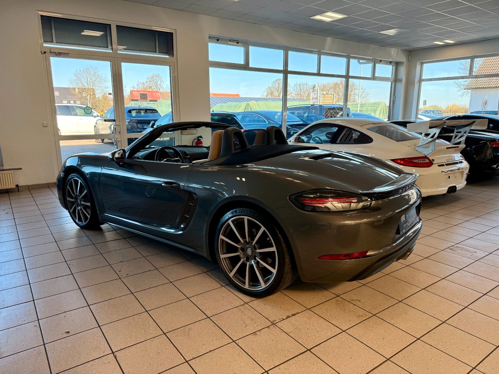 Fahrzeugabbildung Porsche 718 Boxster 20"Zoll / BOSE / Bi-Color / PCM-Navi