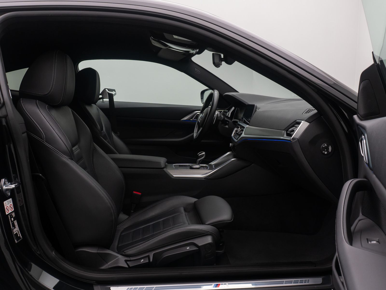 Fahrzeugabbildung BMW 420i xD Coupé M Sport Kamera DAB HiFi Leder 18"