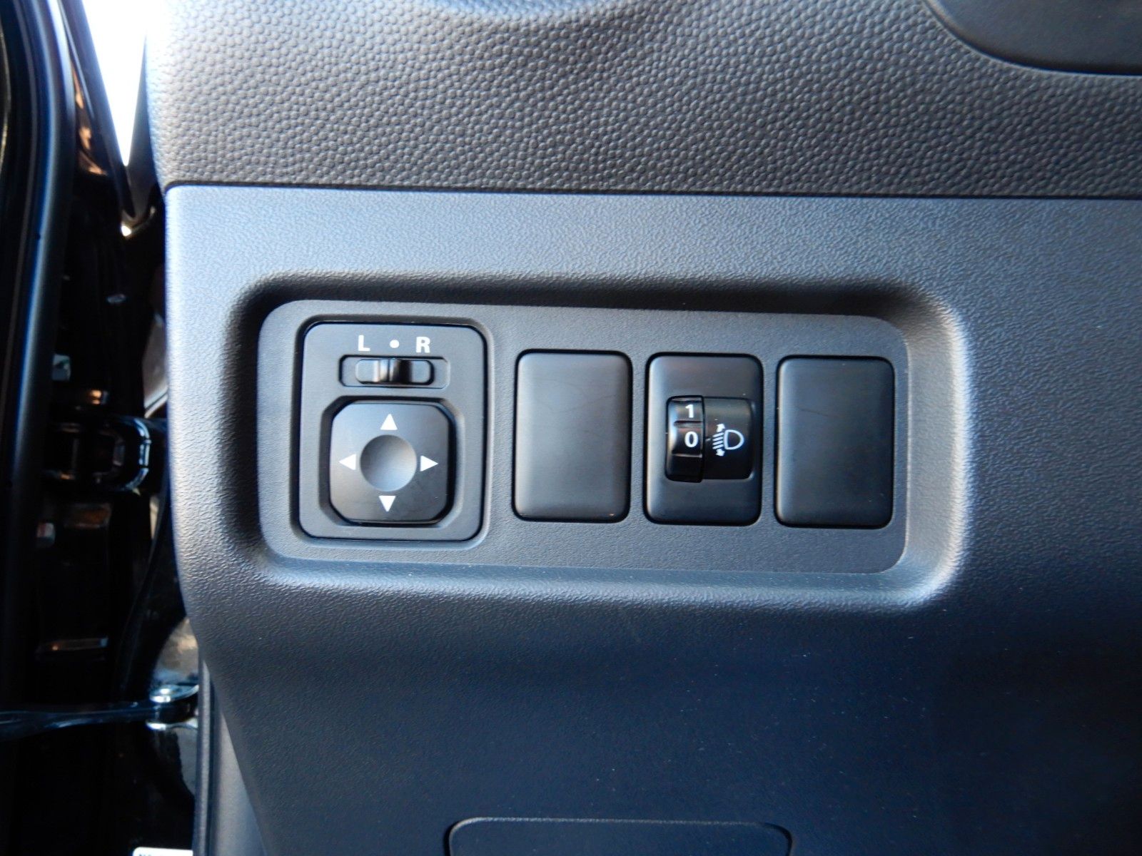 Fahrzeugabbildung Mitsubishi Space Star Diamant Edition 1.0 Klima*Radio