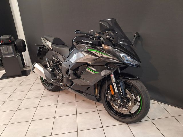 Kawasaki NINJA 1000 SX Tourer mit Koffer & TÜV NEU