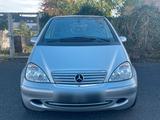 Mercedes-Benz Mercedes A140 Elegance mit Klima Sitzhezun... - Mercedes-Benz A 140 von privat